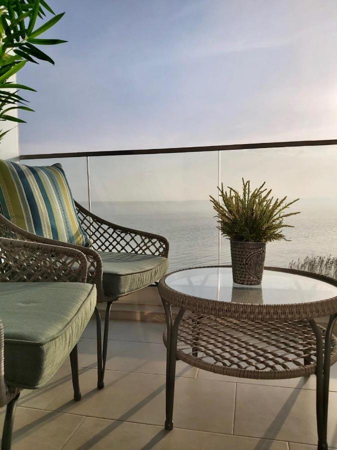 Riva Lake Boutique Mamaia Ngoại thất bức ảnh
