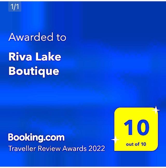 Riva Lake Boutique Mamaia Ngoại thất bức ảnh